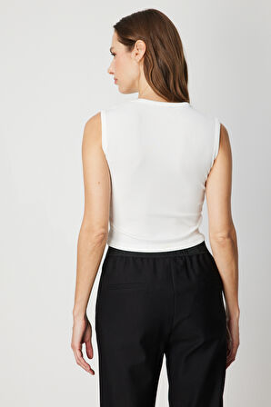 ON TRİKO Fitilli Kolsuz Crop Bluz 61396