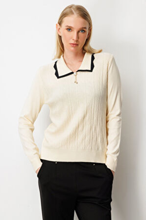 ON TRİKO Yakası Aksesuar Detaylı Triko Kazak 65363-26k