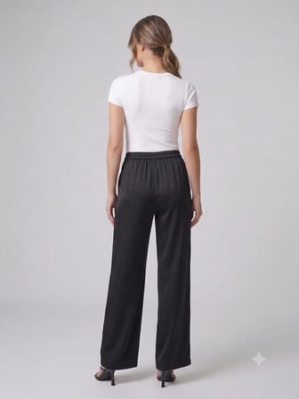 YSATİS Siyah Beli Lastikli ve Bağcıklı Dökümlü Saten Geniş Paça Pantolon 2000104