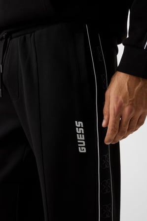 GUESS Yan Logo Detaylı Jogger Pantolon Z2YB09KB3P2
