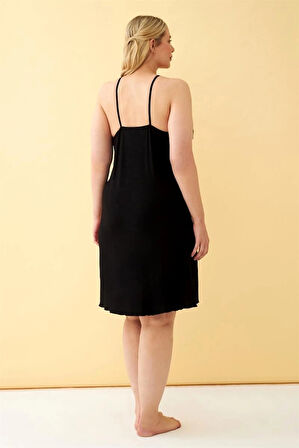 Giyim Kadın Büyük Beden Siyah Çiçek Desenli Askılı Gecelik