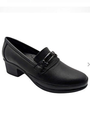 Scavia 311-24 Hakiki Deri Anatomik Büyük Numara Kadın Ayakkabı