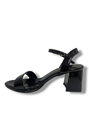 Aydemir 1441-25 Rugan Tek Bant Kalın Topuk Kadın Sandalet