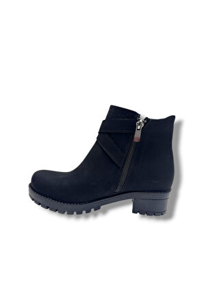 Efsun 2160-26 Yağlı Deri Trend Fashion Fermuarlı Kadın Bot