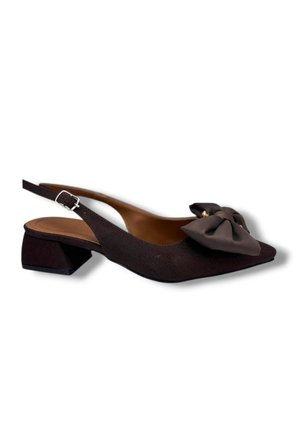 C-Shoes Mr151-26 Saten Tokalı Fiyonk Kısa Kare Topuk Arkası Açık Kadın Ayakkabı