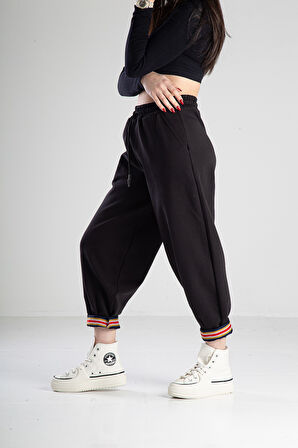 Paça Detaylı Pantolon