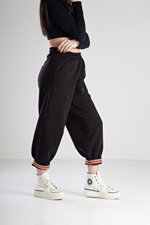 Paça Detaylı Pantolon