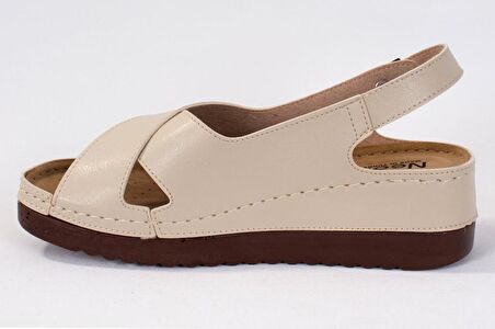 Dagoster DZA37-3031 Bej Günlük Ortopedik Kadın Sandalet