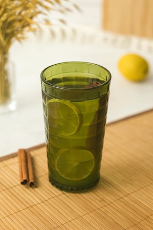 Bezos Allegra Koyu Yeşil Bardak - 750 ml Tekli Akrilik Malzeme - Cam Değildir Kırılmaya Dayanıklı CNK