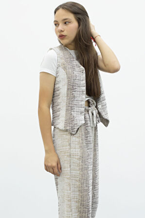 Kahve Düğmeli Yelekli Geniş Paça Kuşaklı Pantolonlu Kız Çocuk 2li Takım 21014