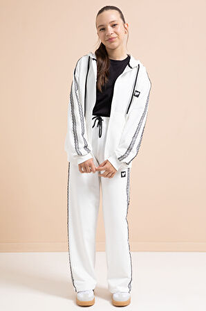 Beyaz Dantel Şeritli Hırkalı Kız Çocuk 2li Eşofman Takımı 21246