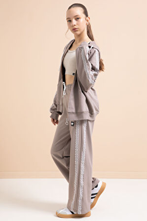 Kahverengi Dantel Şeritli Hırkalı Kız Çocuk 2li Eşofman Takımı 21245