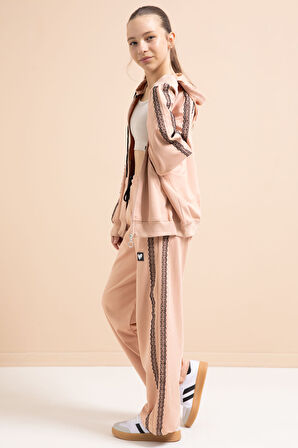 Bej Dantel Şeritli Hırkalı Kız Çocuk 2li Eşofman Takımı 21247