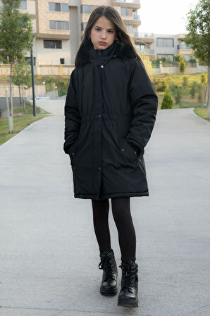 Siyah Çıtçıtlı Cepli Esnek Bel İçi Kürklü Kız Çocuk Kapüşonlu Mont 21301