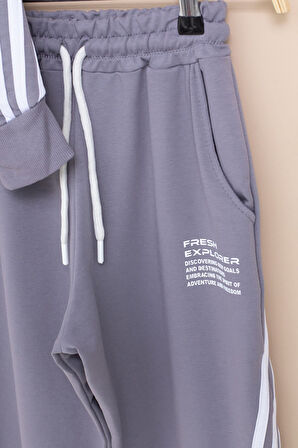 Füme Şerit Detaylı Yazı Baskılı Kapüşonlu Erkek Çocuk Eşofman Takımı 21451