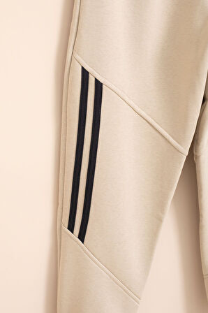 Bej Şerit Detaylı Yazı Baskılı Beli Lastikli Erkek Çocuk Eşofman Altı 21458