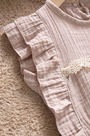 Kahverengi Dantel Detaylı Bluzlu Jean Şortlu Kız Çocuk 2li Takım 22662