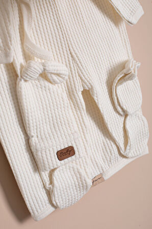 Bej Petekli  7'li  Bebek Hastane Çıkışı Seti Unisex 23335