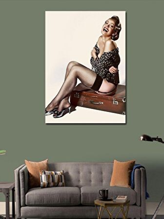 Kanvas Tablo Jartiyerli Pin Up Kadın