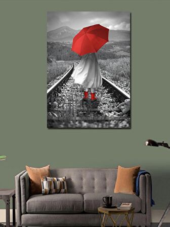 Kanvas Tablo Tren Rayındaki Çocuk