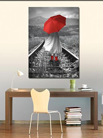 Kanvas Tablo Tren Rayındaki Çocuk