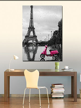 Kanvas Tablo Eyfel Kulesi Ve Yağmurda Pembe Motosiklet