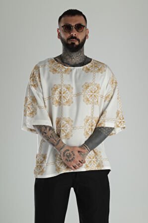 Sarı Nakış İşlemeli Oversize T-Shirt