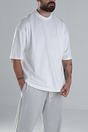 Beyaz Oversize T-Shirt