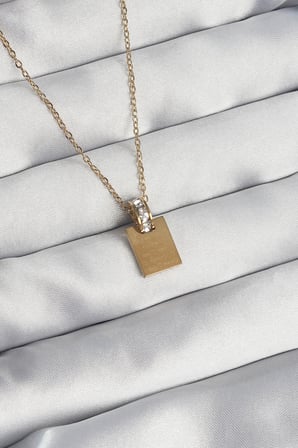316L Çelik Zincir Gold Renk Zirkon Taşlı Aşk Mektubu Kolye 5886