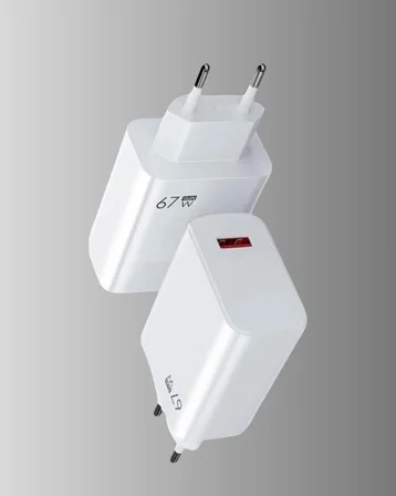 67W Süper Hızlı Şarj Adaptörü ve Kablo Seti – Güvenli Kompakt ve Ergonomik 