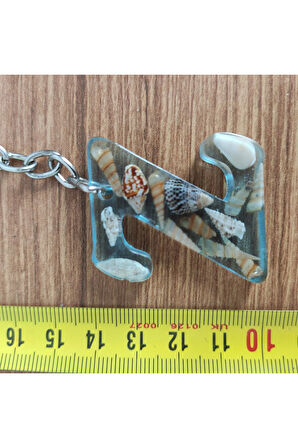 "Z" HARFİ - Açık Mavi Deniz Epoksi Harf Anahtarlık – Gerçek Deniz Kabuğu, El Yapımı, Benzersiz