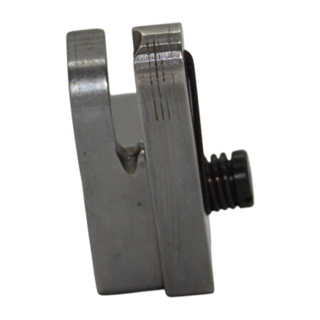 Sando CR1/16N-ES Düz Makine 1,6 mm Yandan Yaylı Sağ Çima Ayağı
