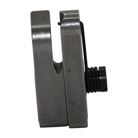 Sando CR1/32N-ES Düz Makine 0,8 mm Yandan Yaylı Sağ Çima Ayağı