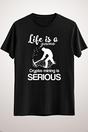 Unisex Siyah Life Is A Game Crypto Mining Is Serious Classic T-shirt