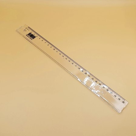 30 cm Şeffaf Plastik Cetvel – Okul, Ofis ve Çizim İçin Ölçü Cetveli