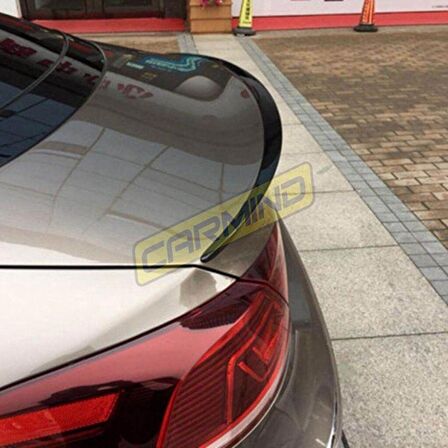 Volkswagen Passat CC Bagaj Üstü Piano Black Spoiler