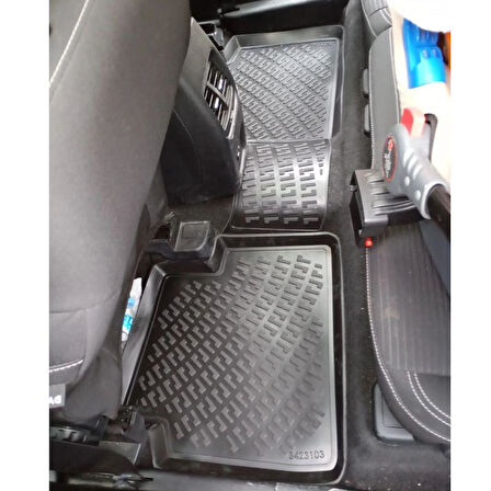 Ford Kuga 3D Havuzlu Paspas 2019 Sonrası