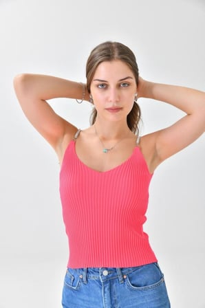 Askılı Sim Detaylı Fuşya Triko Crop Top