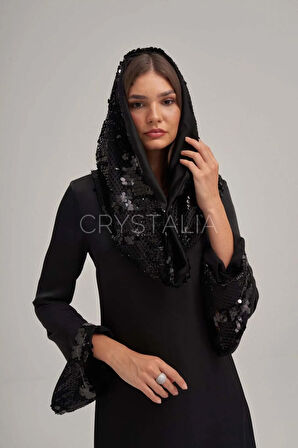 Kapşonlu Saten Elbise