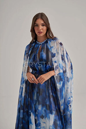 Desenli Mavi Yaka Taş İşlemeli Pelerin Elbise