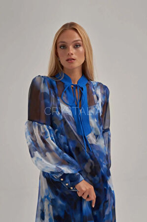 Desenli Mavi Yakadan Bağlamalı Elbise