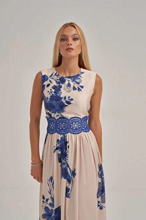 Mavi Desenli Saten Dantel Detaylı Midi Elbise