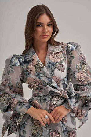 Özel Çiçek Desen Kol Fiyonk Detaylı Jakar Kumaş Uzun Ceket