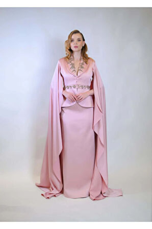 Hürrem Model Pelerin Kol Detaylı Saten Takım