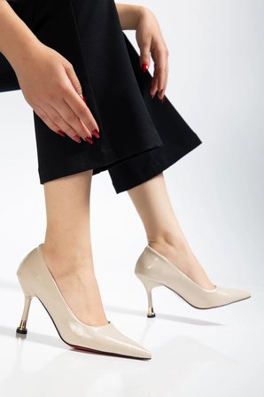 Ketrin Stiletto Rugan Ayakkabı