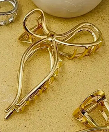 Altın Renk Metal Fiyonk Model Saç Tokası 11 cm