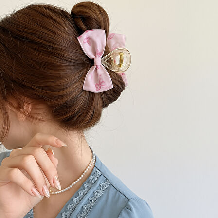 Pembe Kelebek Desenli Fiyonk Model Şeffaf Mandal Saç Tokası 11 cm  – Şık ve Zarif Tasarım