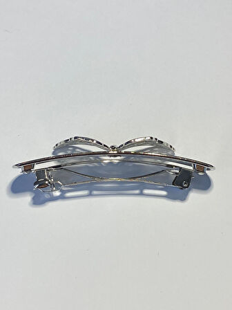 Kelebek Figürlü Metal Saç Tokası Gümüş Renk 8 cm  – Zarif ve Şık Tasarım