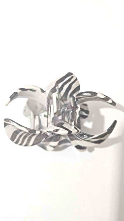 Zebra Degrade Renk Lotus Mandal Saç Tokası 8 cm – Şık ve Dayanıklı 