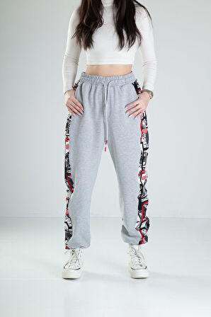 Çizgi Roman Desenli Gri Jogger